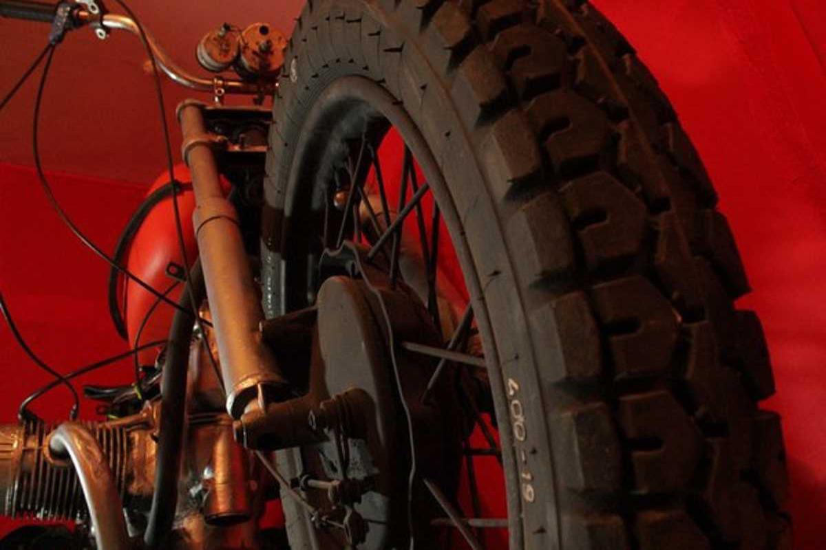 mototsikl