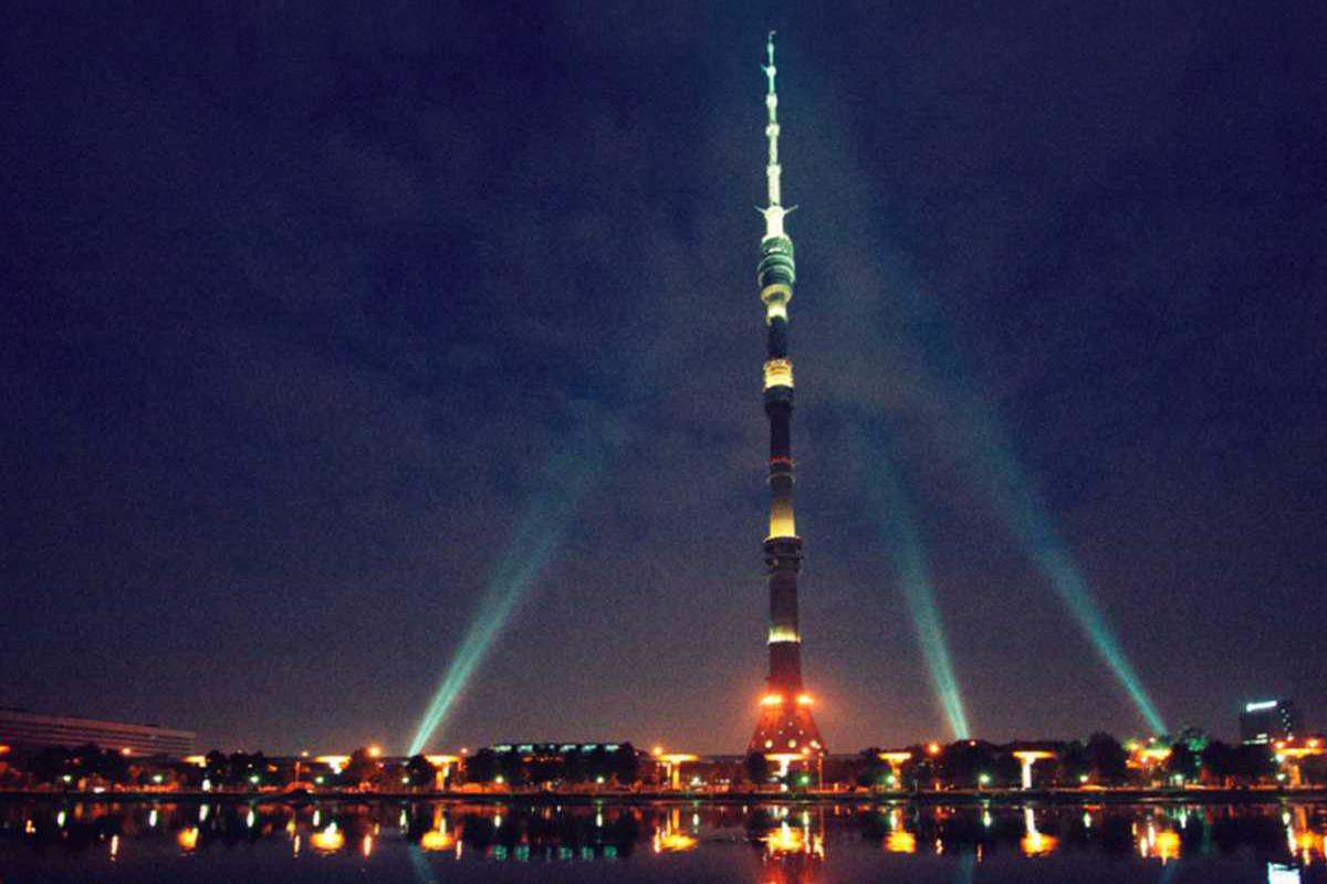 s-vysoty-ptichego-poleta---na-ostankinskoj-telebashne